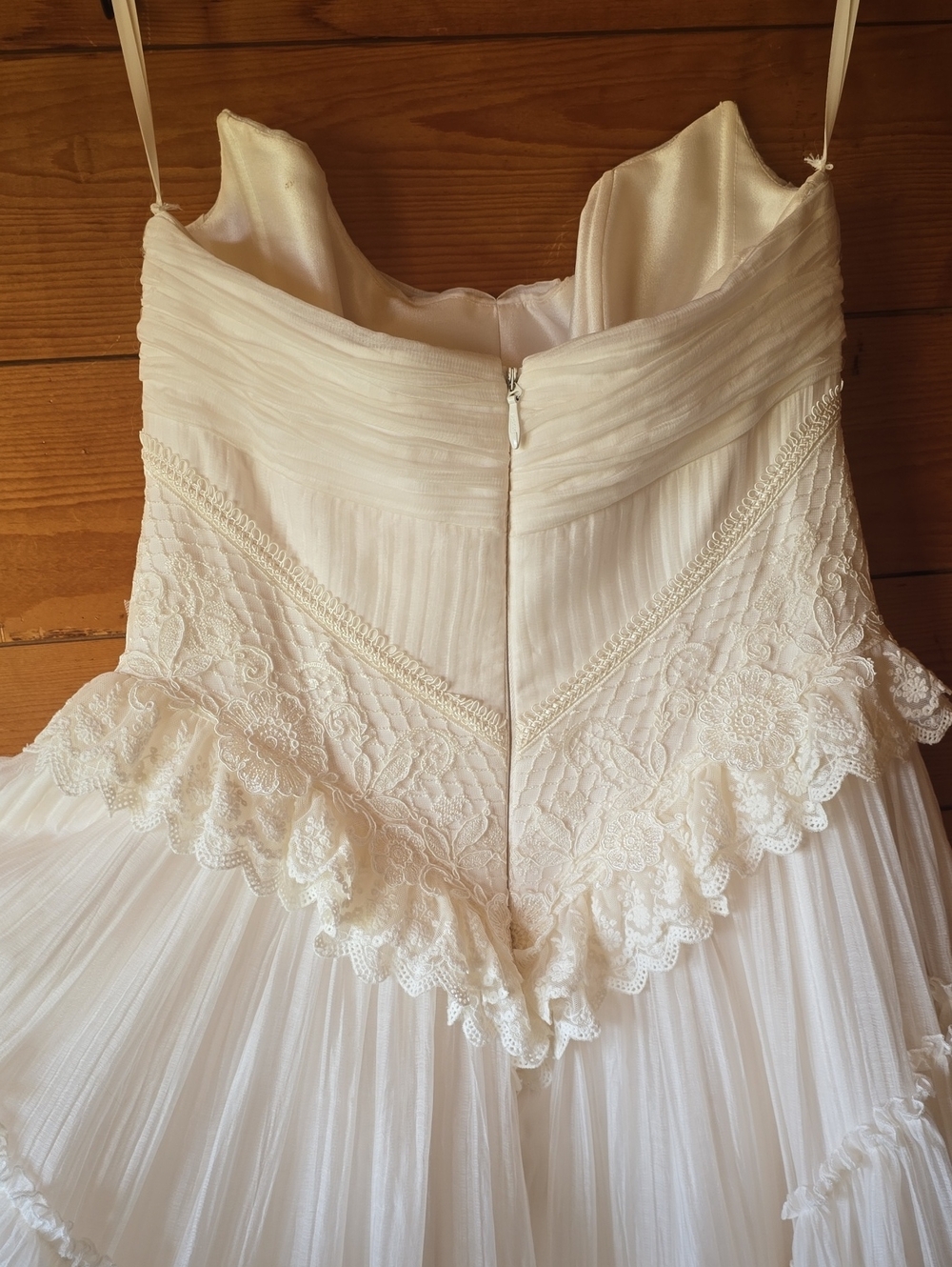 Rue De Seine Aimery Wedding Gown Size 14 (US10) - Picture 7 of 11